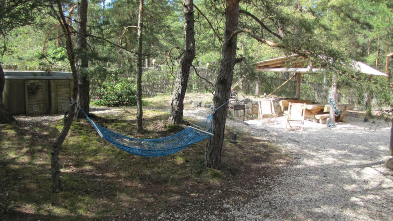 Lilaste Bagian luar foto